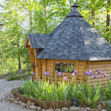 La Roche Aux Fees Bed & Breakfast