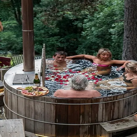 La Roche Aux Fees * Lapte