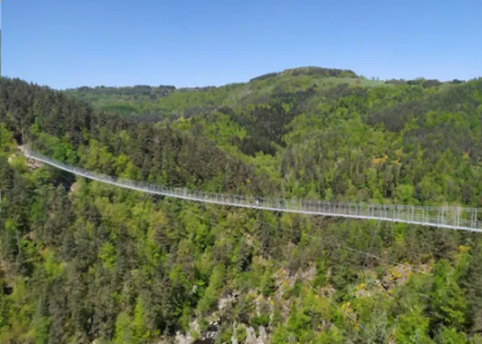 Bed & Breakfast La Roche Aux Fees *