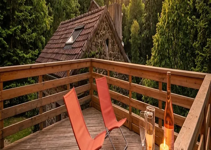 La Roche Aux Fees Bed & Breakfast